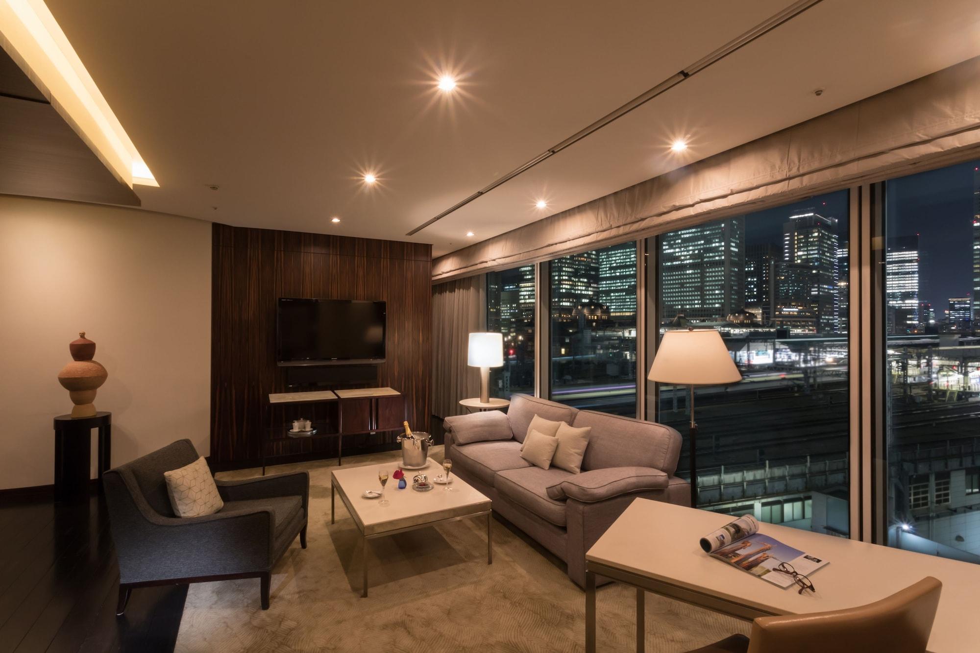 Four Seasons Hotel Tokyo At Marunouchi Kültér fotó